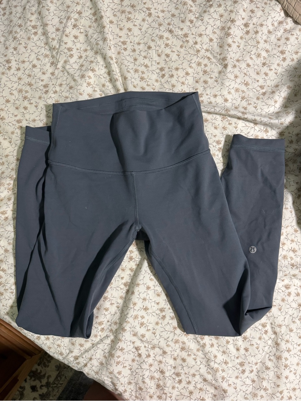 Lululemon wunder train high rise 25”